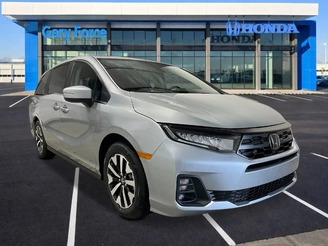 New 2027 Solar Silver Metallic Honda EX-L image 8