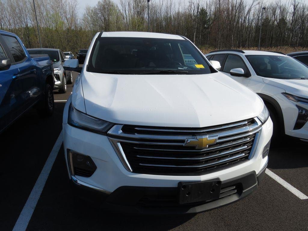 Used 2023 Summit White Chevrolet LT image 4