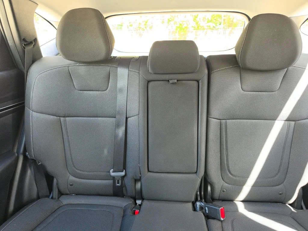 Used 2022 Gray Hyundai SE image 20