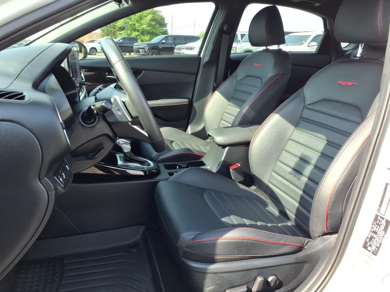 Used 2024 Snow White Pearl Kia GT image 19