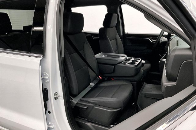 Used 2026 Summit White GMC SLE image 8
