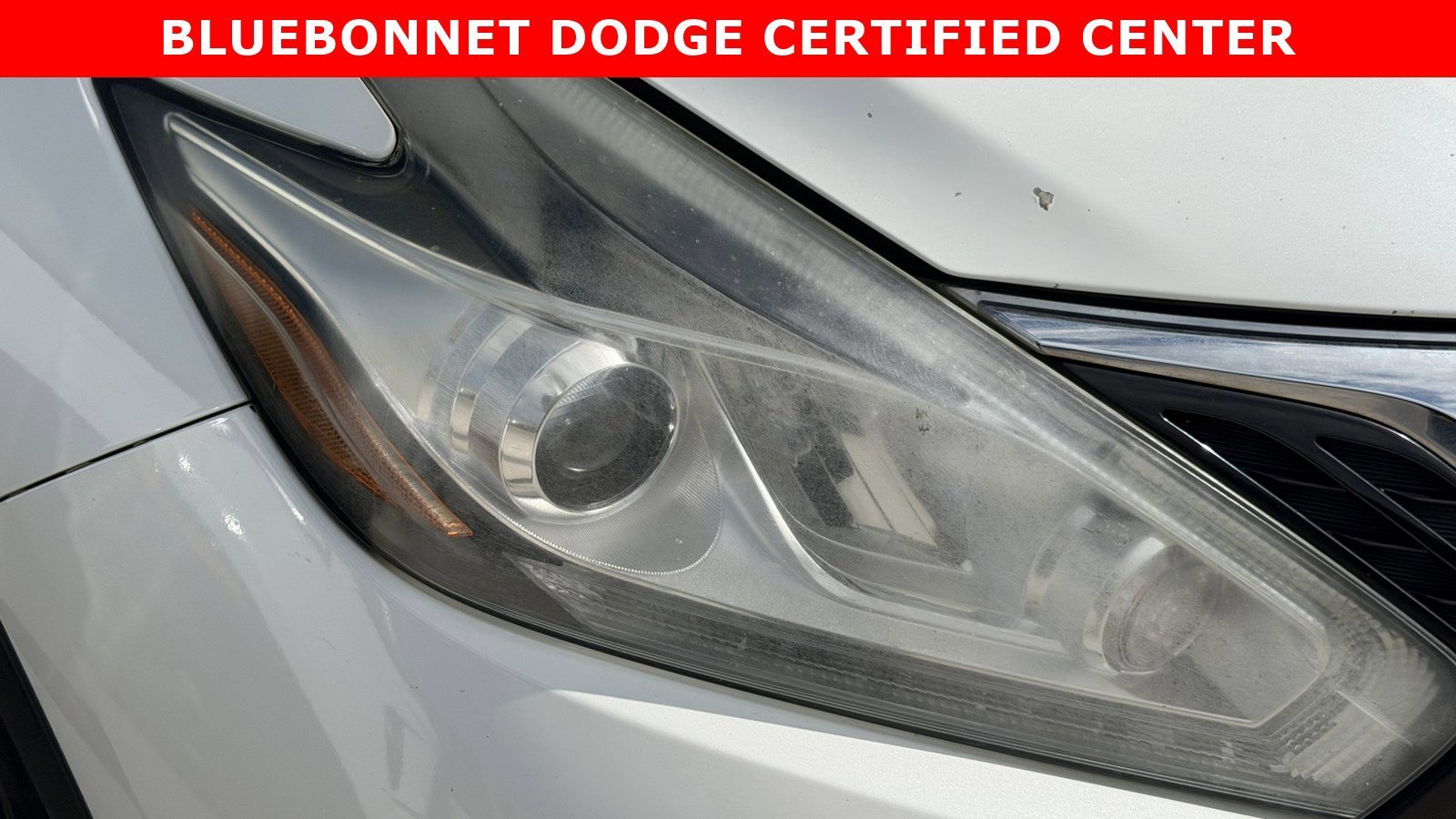 Certified Used 2017 Pearl White Nissan Platinum image 14