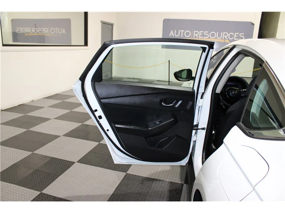 Used 2024 White Honda EX image 13
