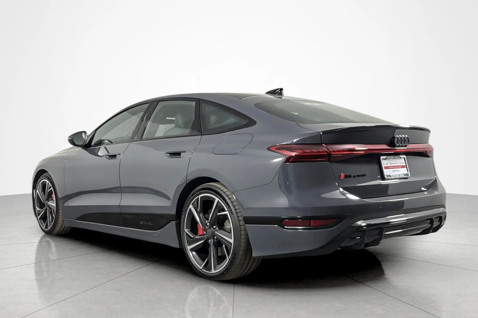 New 2027 Magnet Gray Audi Premium Plus quattro image 4