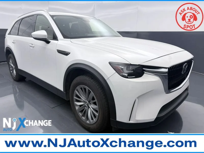 Used 2024  MAZDA 3.3 Turbo Preferred Plus Sport Utility 4D image 1