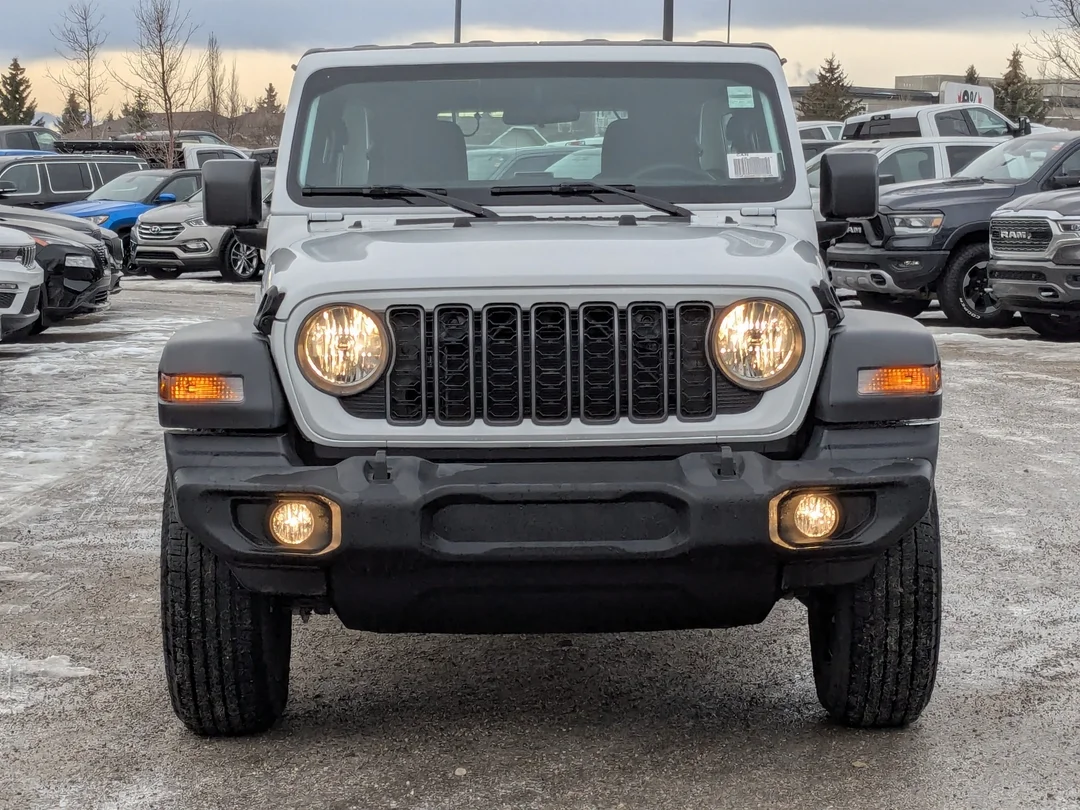 New 2026 White Jeep Sport - - 4x4 - 2.0L Turbo Engine - 12.3 Uconnect 5 Display - 3-Piece Hard Top & More! image 3