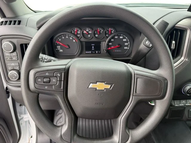 New 2026 Summit White Chevrolet WT image 13