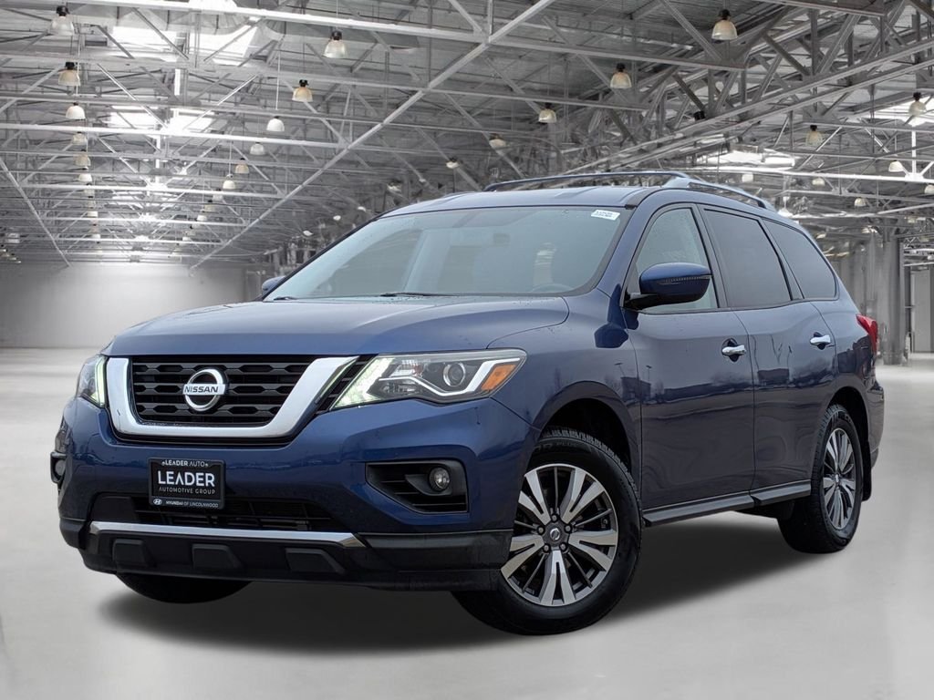 2017 Nissan Pathfinder SV