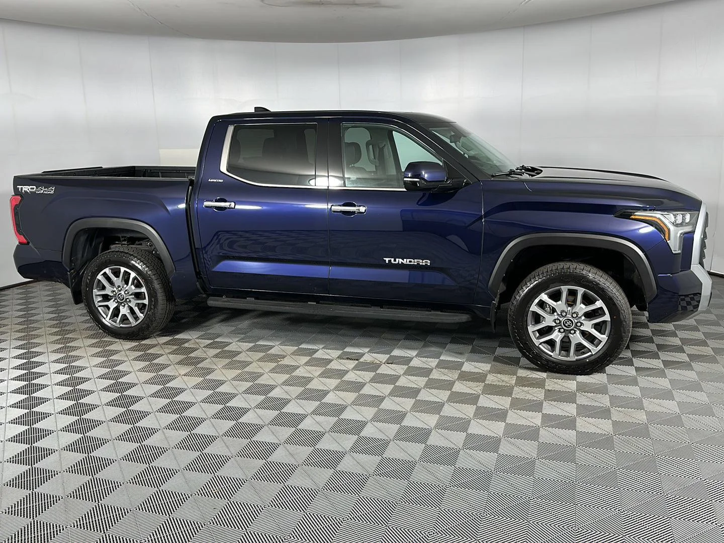 Used 2022 Blueprint Toyota Limited image 39