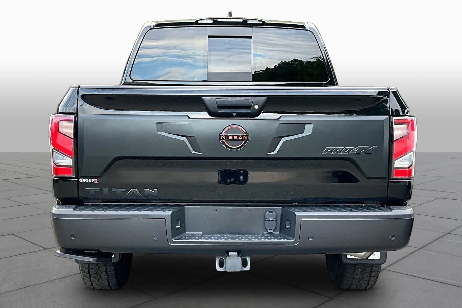 Used 2024 Super Black Nissan PRO-4X image 5