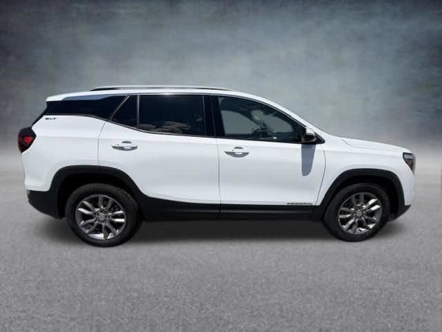 Used 2024 Summit White GMC SLT image 12