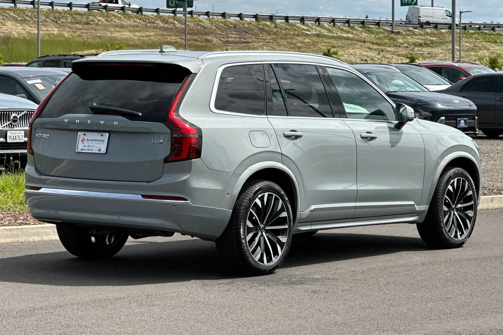 New 2026 Vapour Grey Volvo Plus image 3