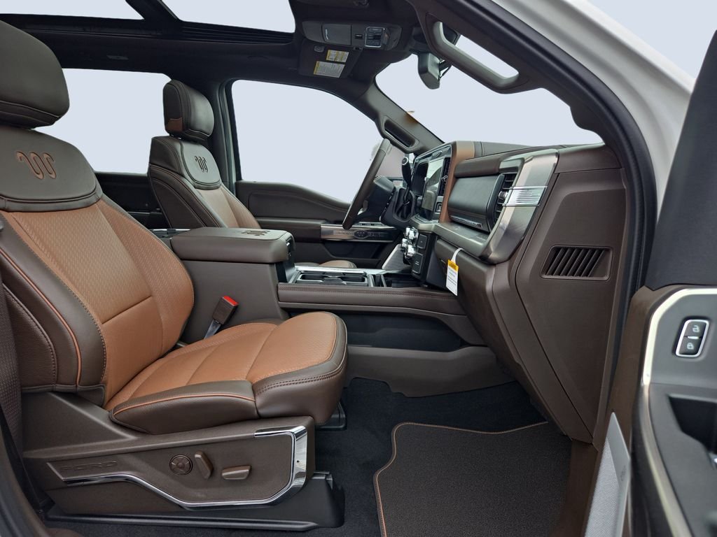 New 2026 Star White Metallic Tri-Coat Ford F-250® King Ranch® image 27