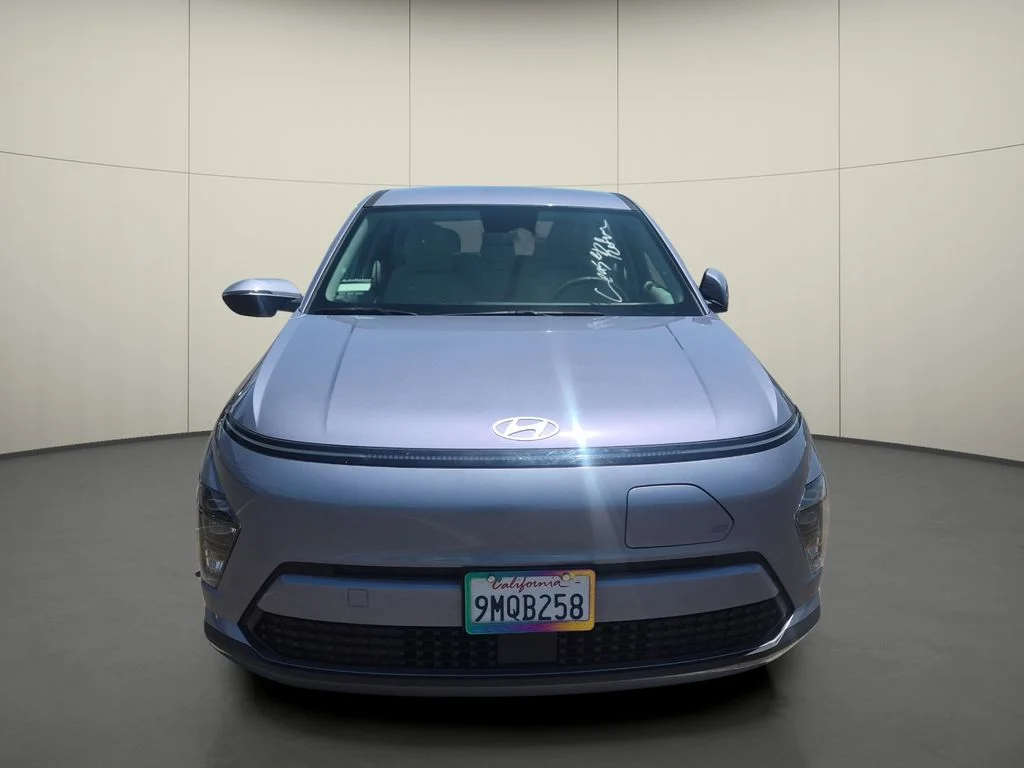 Used 2024 Blue Hyundai SE image 2