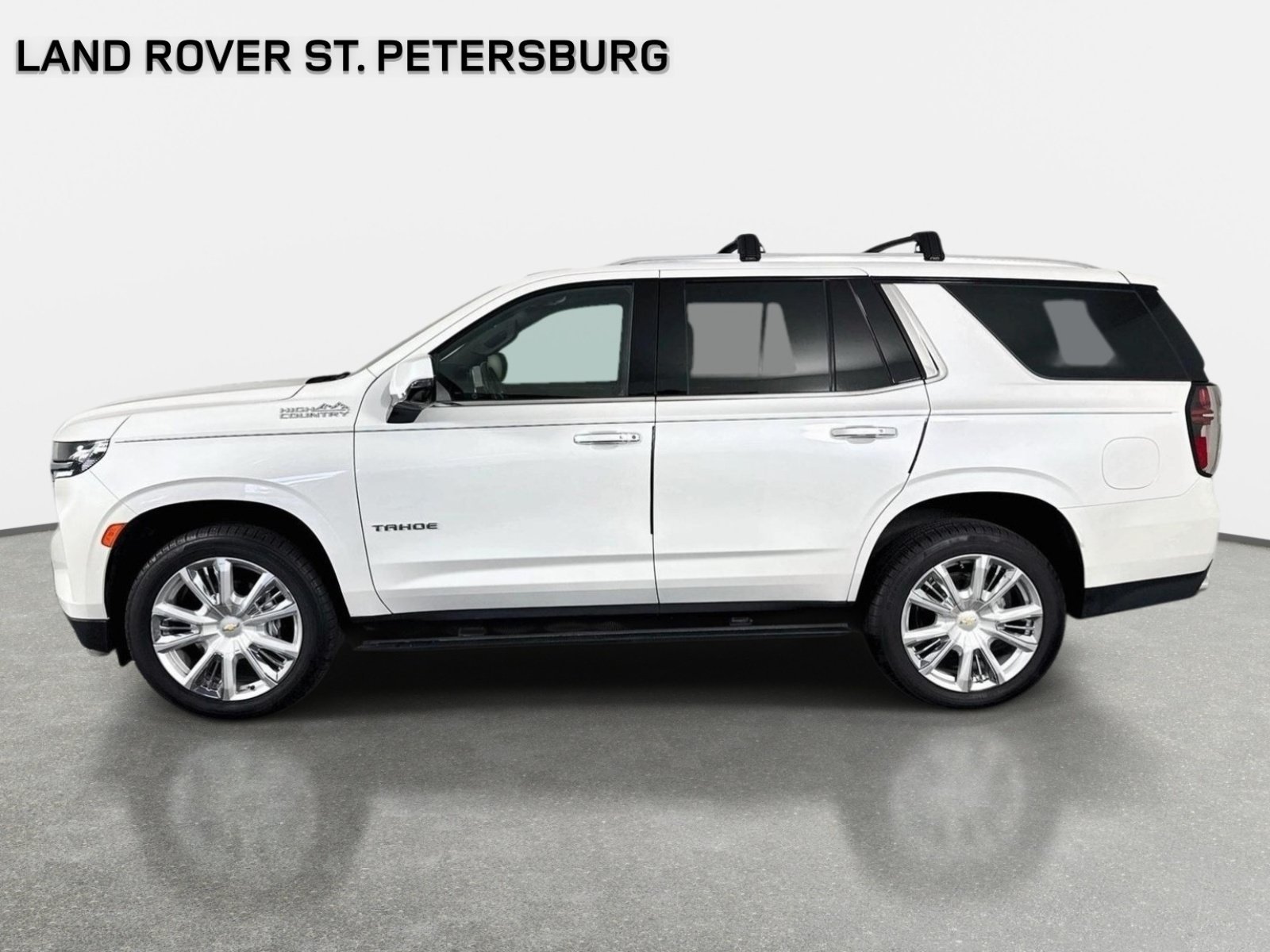 Used 2021 Iridescent Pearl Tricoat Chevrolet High Country image 8