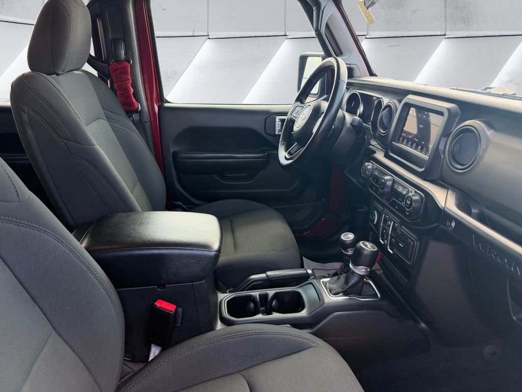 Used 2021 Red Jeep Unlimited Willys image 22