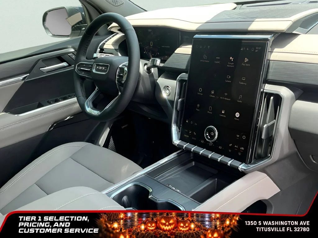 New 2026 Sterling Metallic GMC Elevation image 21