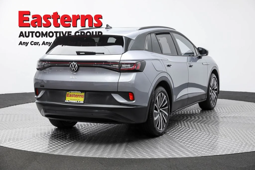 Used 2024 Silver Volkswagen S image 5