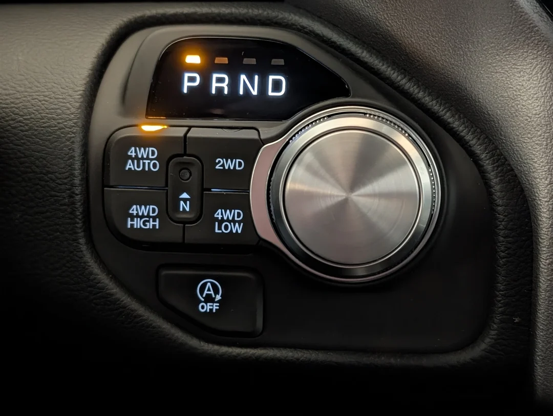 New 2026 Black RAM Sport - - LIFT KIT - FUEL WHEELS - OFFROAD RUNNING BOARDS - Remote Start - Tow Hitch image 20