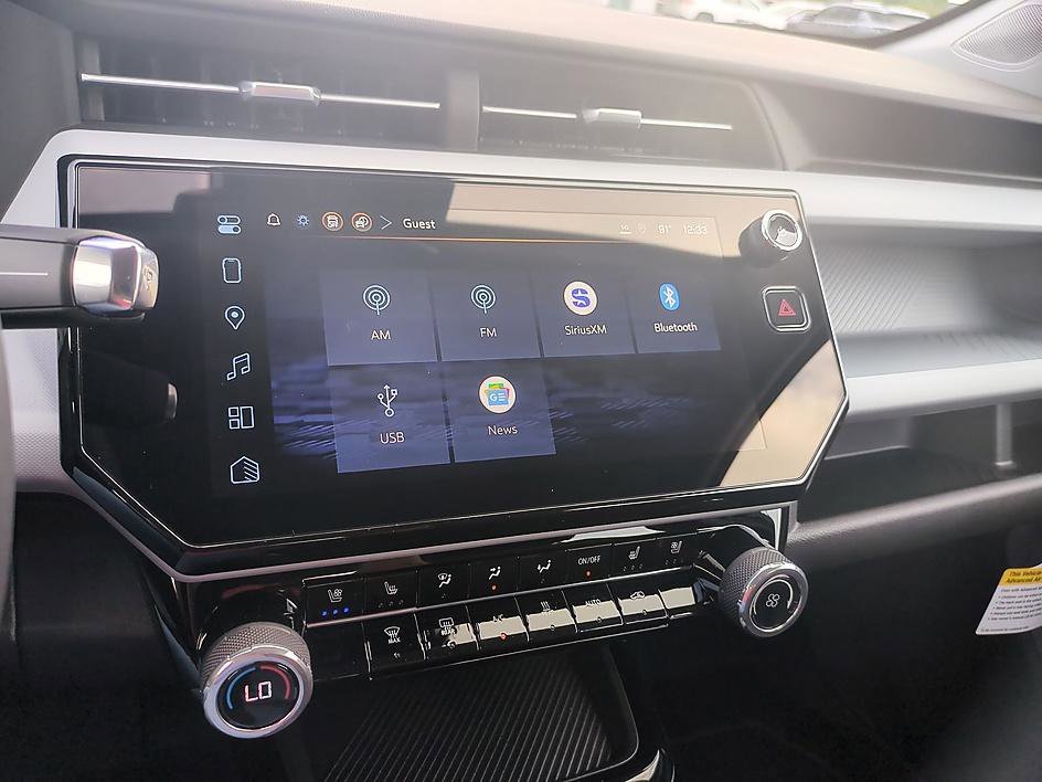 2027 Chevrolet Bolt RS - Photo 19