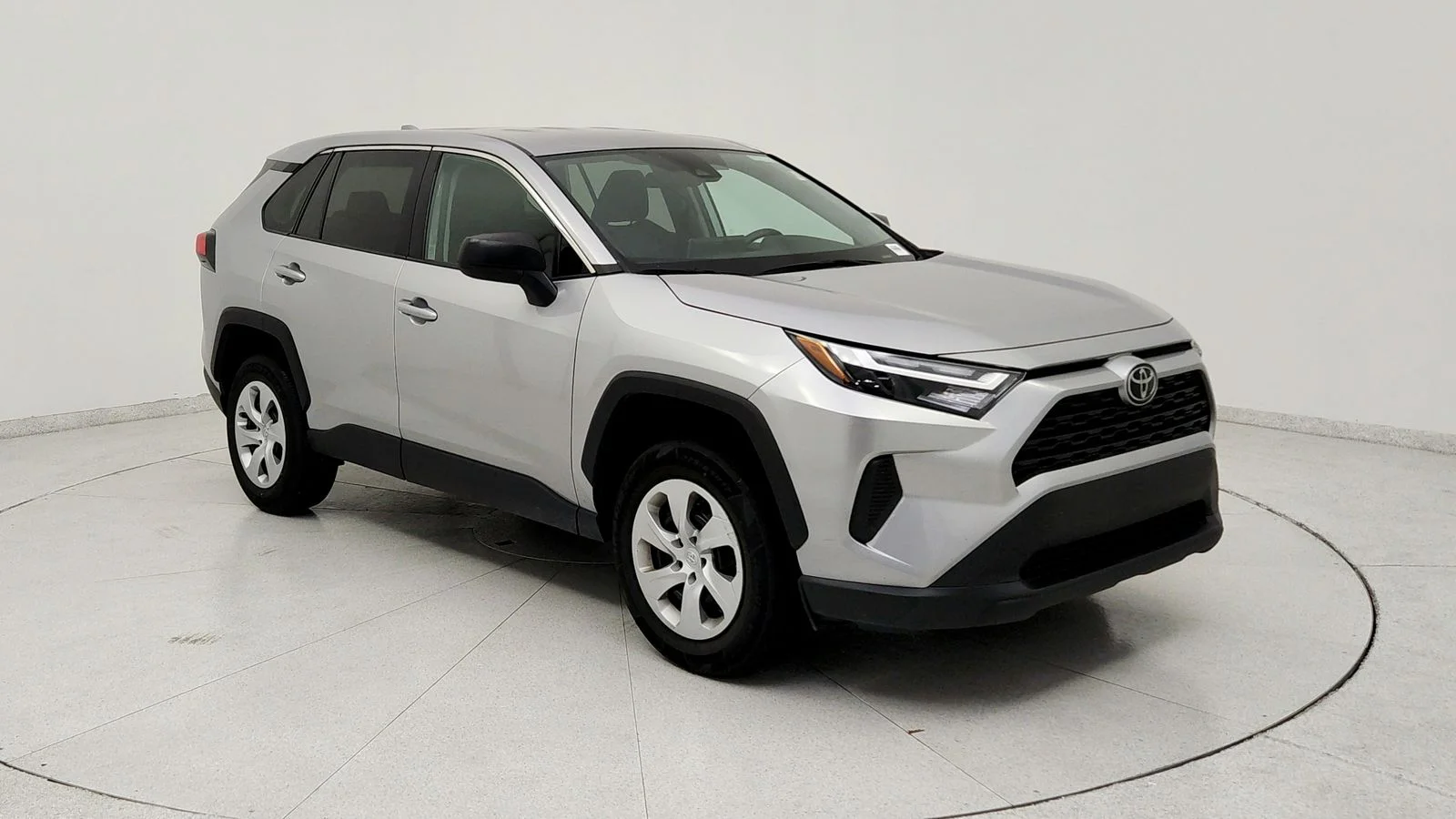 Used 2025 Silver Toyota LE image 1