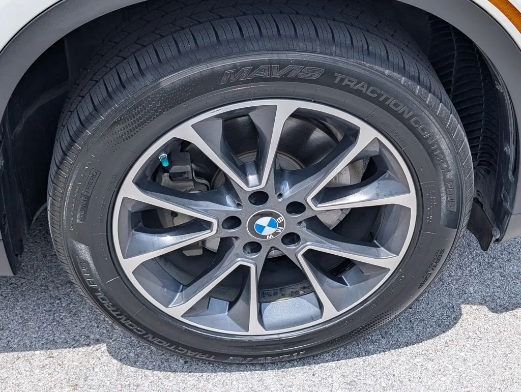 Used 2018 White BMW xDrive35i image 31