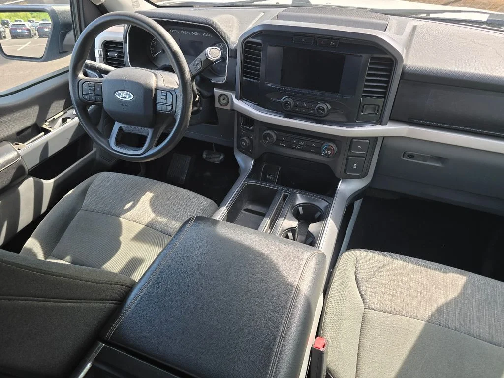 Used 2023  Ford XLT image 29