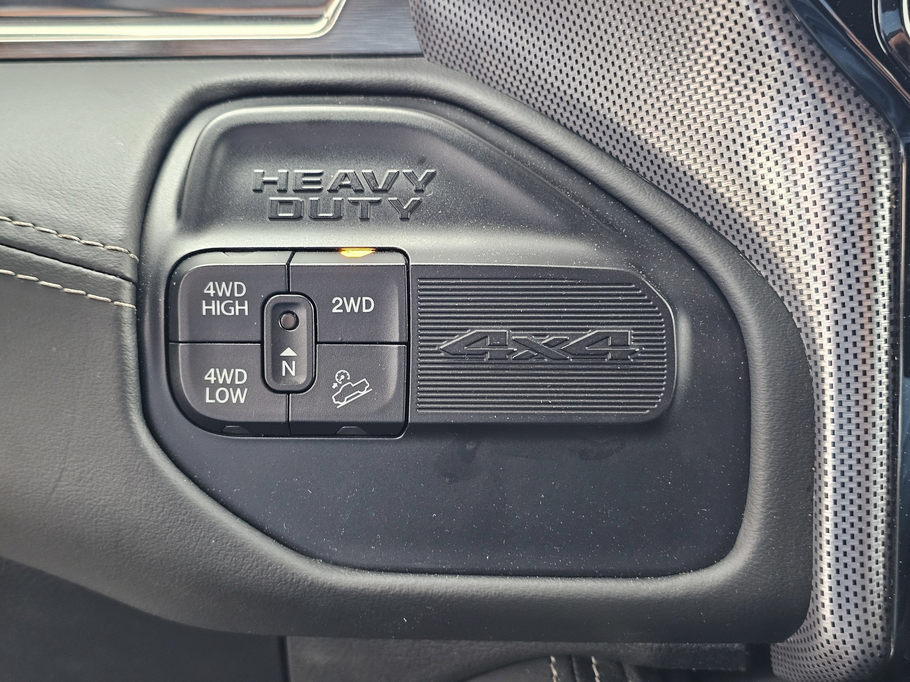 2020 RAM Ram 2500 Pickup Laramie Limited - Photo 26
