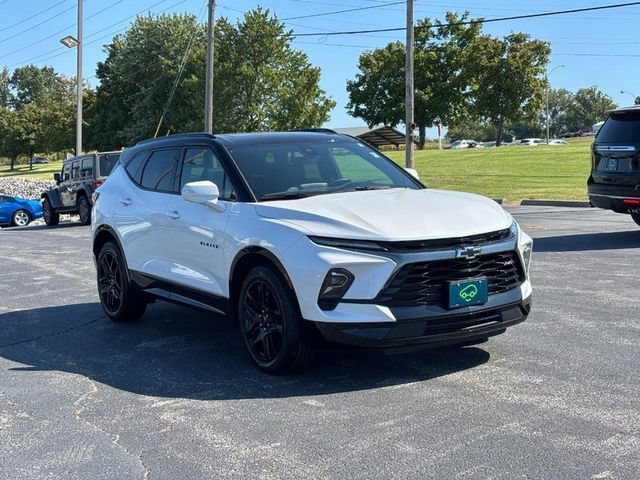 Certified Used 2024 Iridescent Pearl Tricoat Chevrolet RS image 7