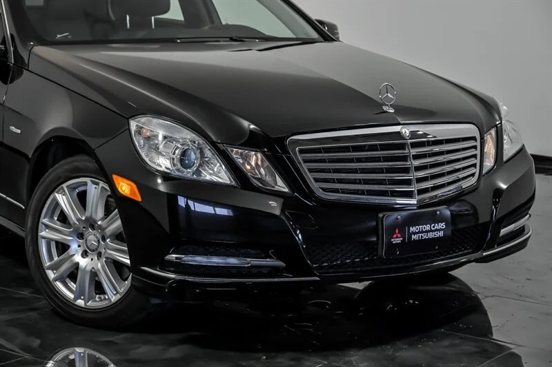 Used 2012 Mercedes-Benz E-Class E350 Luxury with VIN WDDHF8JB1CA617685 for sale in Aurora, IL