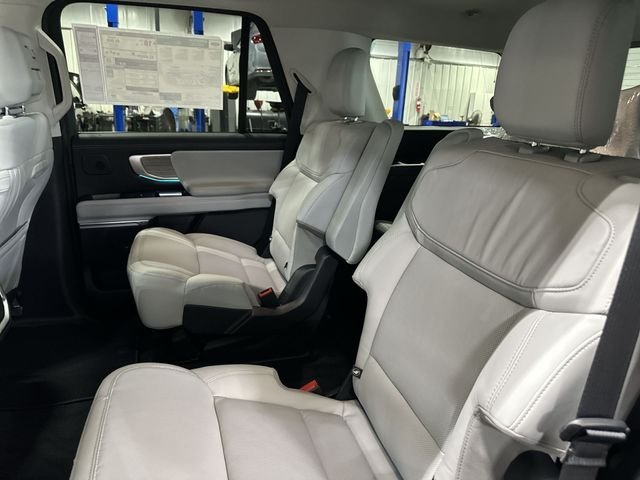 New 2027 Blue Ford Platinum image 30