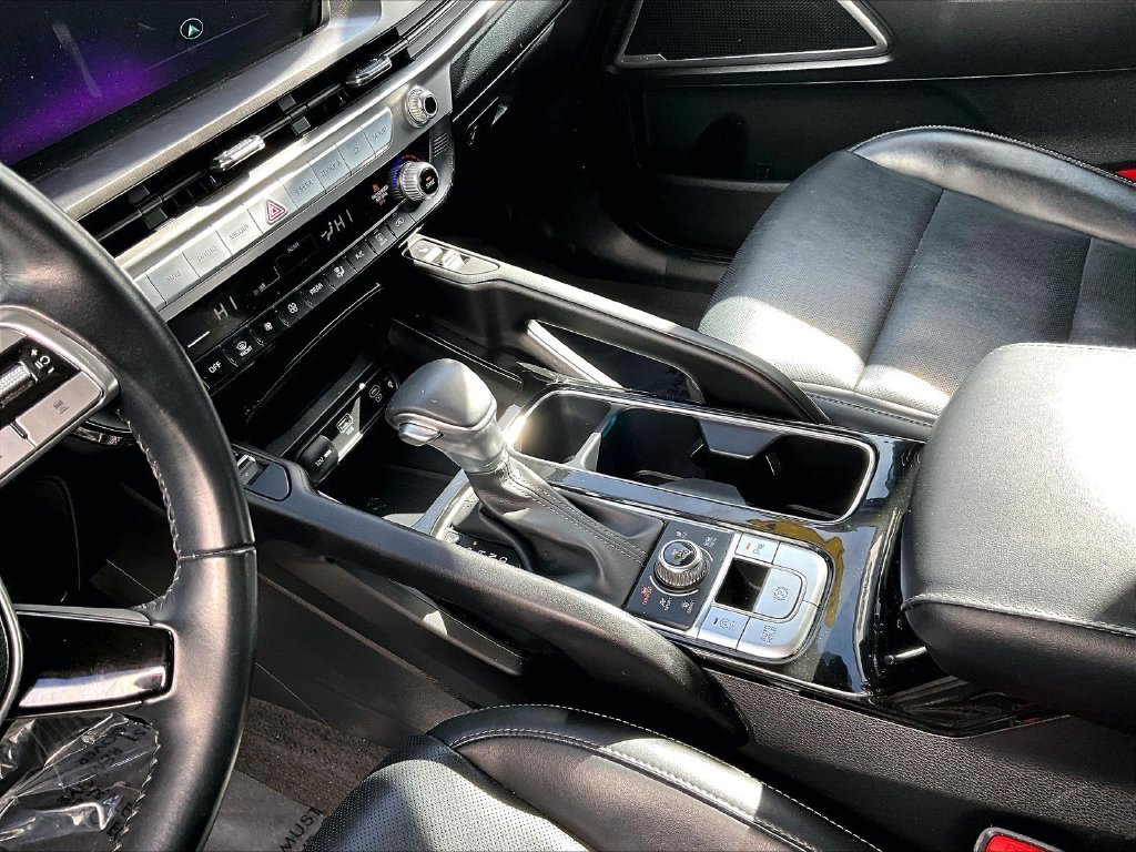 Used 2025 Black Kia S image 14