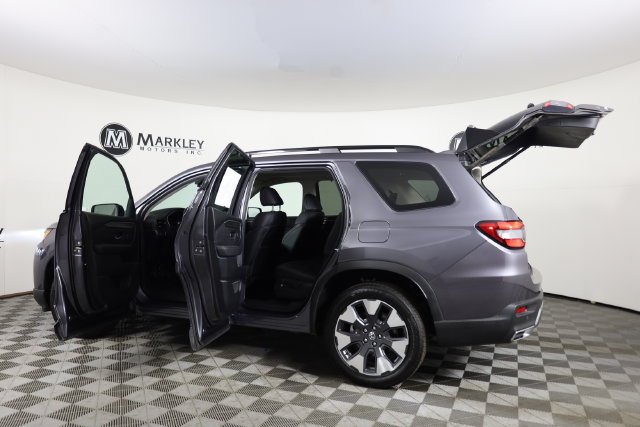 2026 Honda Pilot Touring - Photo 14