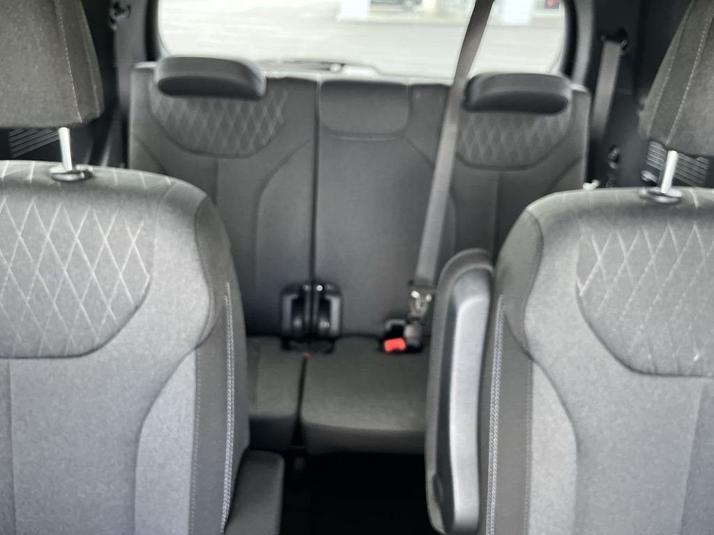Used 2020 White Hyundai SEL image 23
