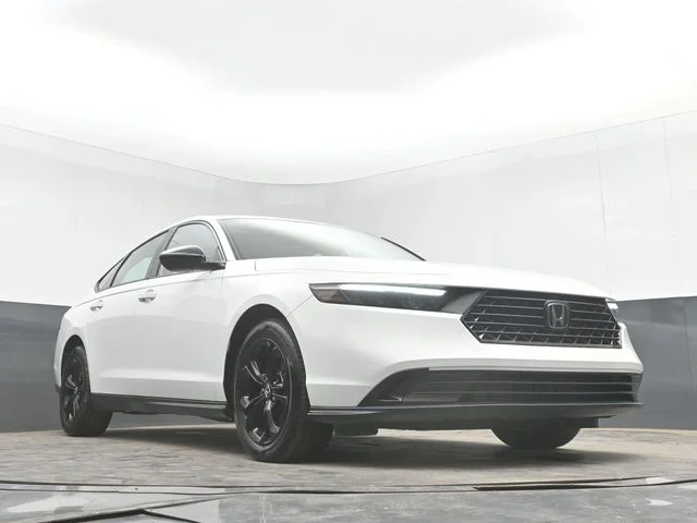 2025 Honda Accord SE - Photo 41