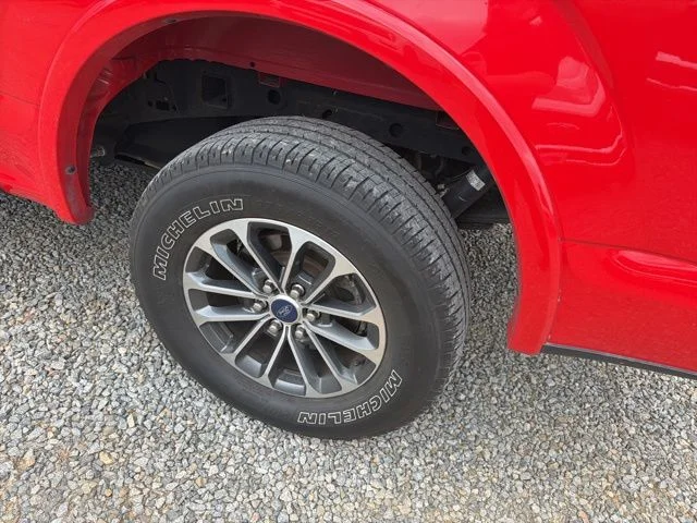 Used 2019 Red Ford XLT image 7