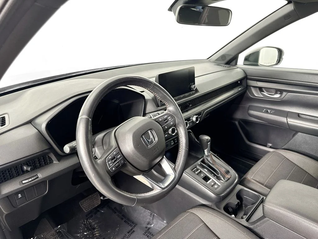 Used 2024  Honda Sport image 9