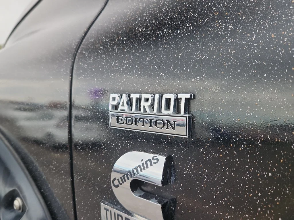 Used 2005 Beige Dodge SLT image 19