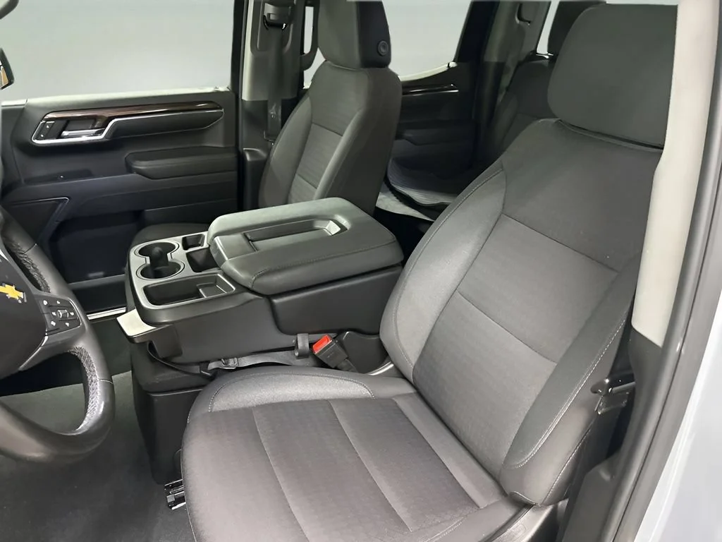 Certified Used 2024 Slate Gray Metallic Chevrolet LT (2FL) image 21