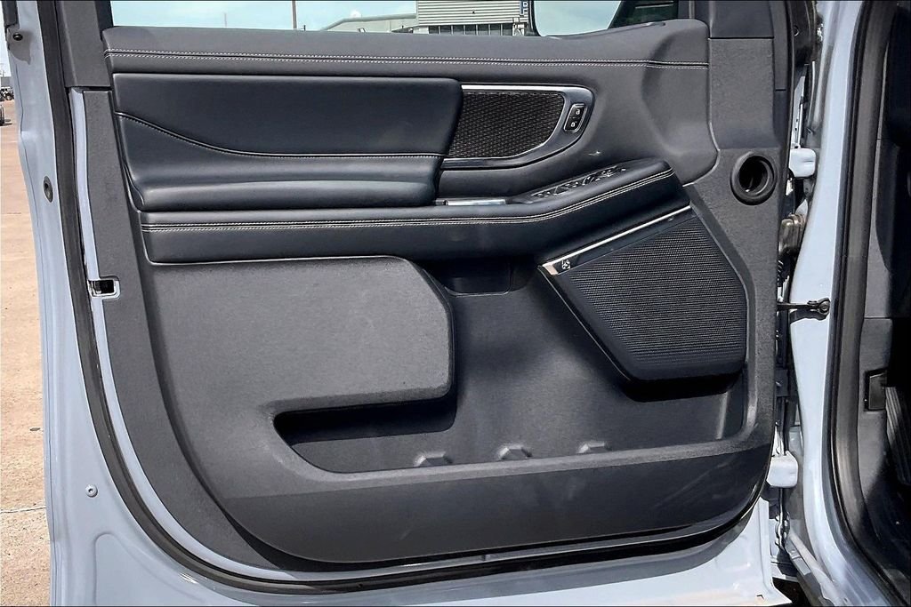 New 2025 Ford Expedition Platinum 4D Sport Utility