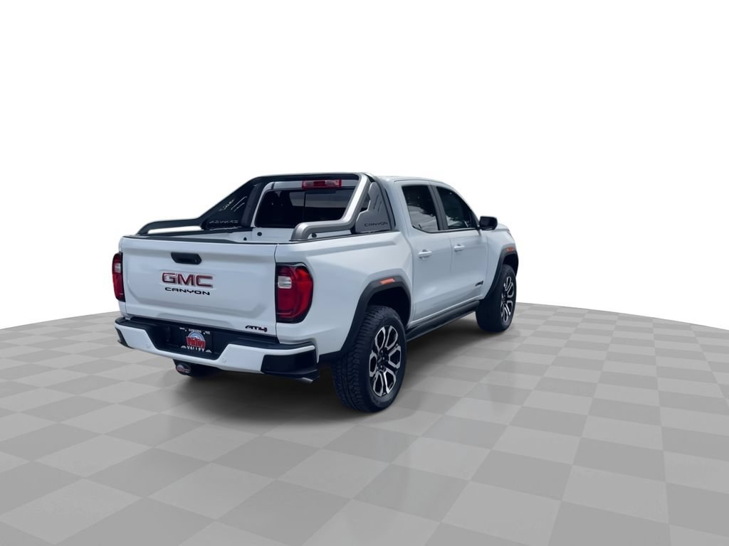 2025 GMC Canyon AT4 - Photo 8