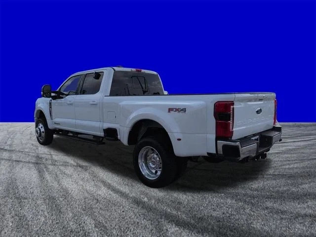 New 2026 Oxford White Ford F-450® Lariat® image 6