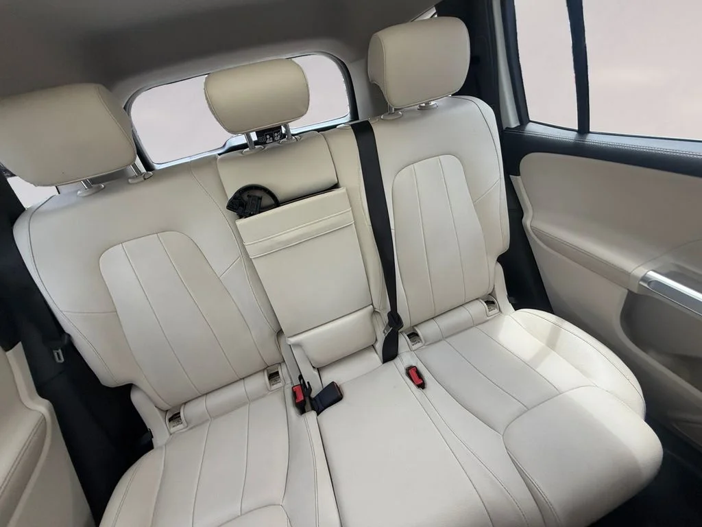 Used 2022  Mercedes-Benz GLB 250 image 18