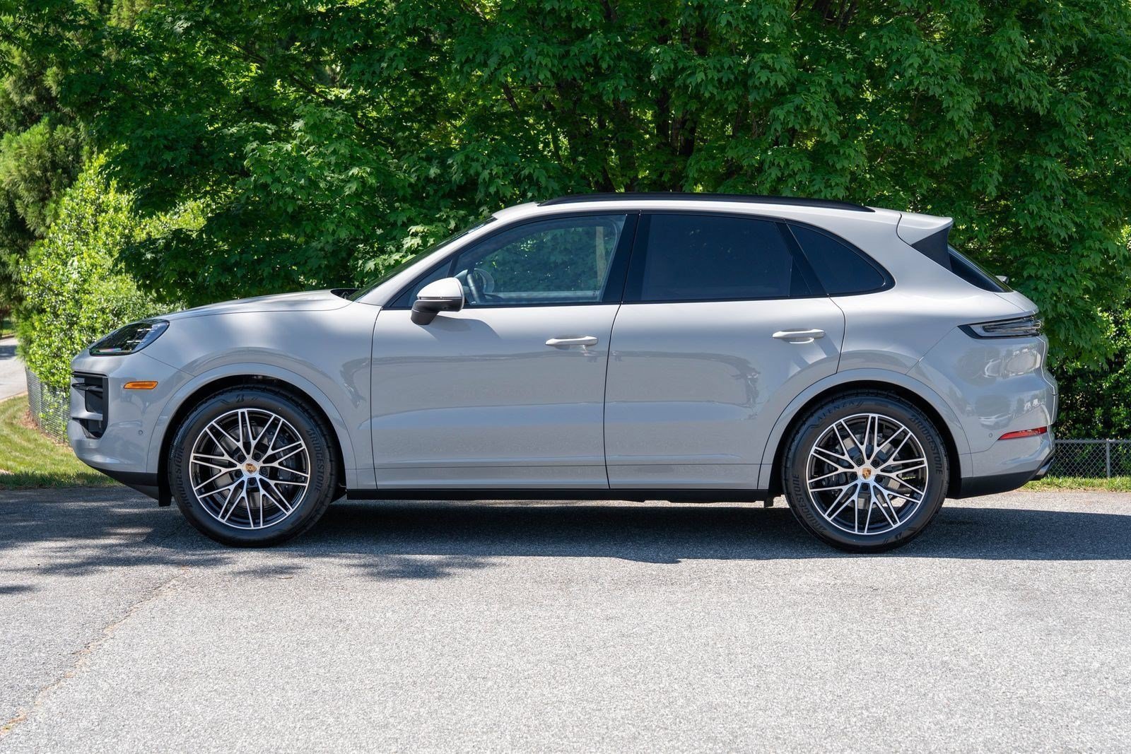 New 2026  Porsche Base image 3