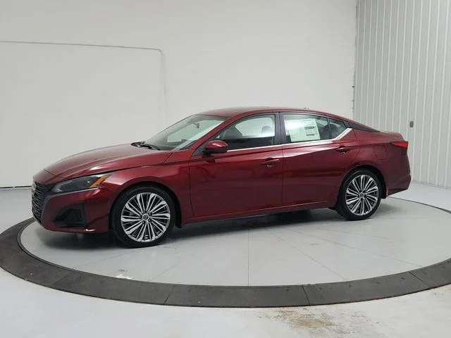 New 2026 Red Nissan 2.5 SV image 3