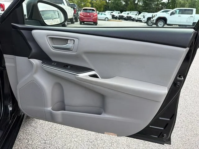 Used 2017 Black Toyota SE image 14