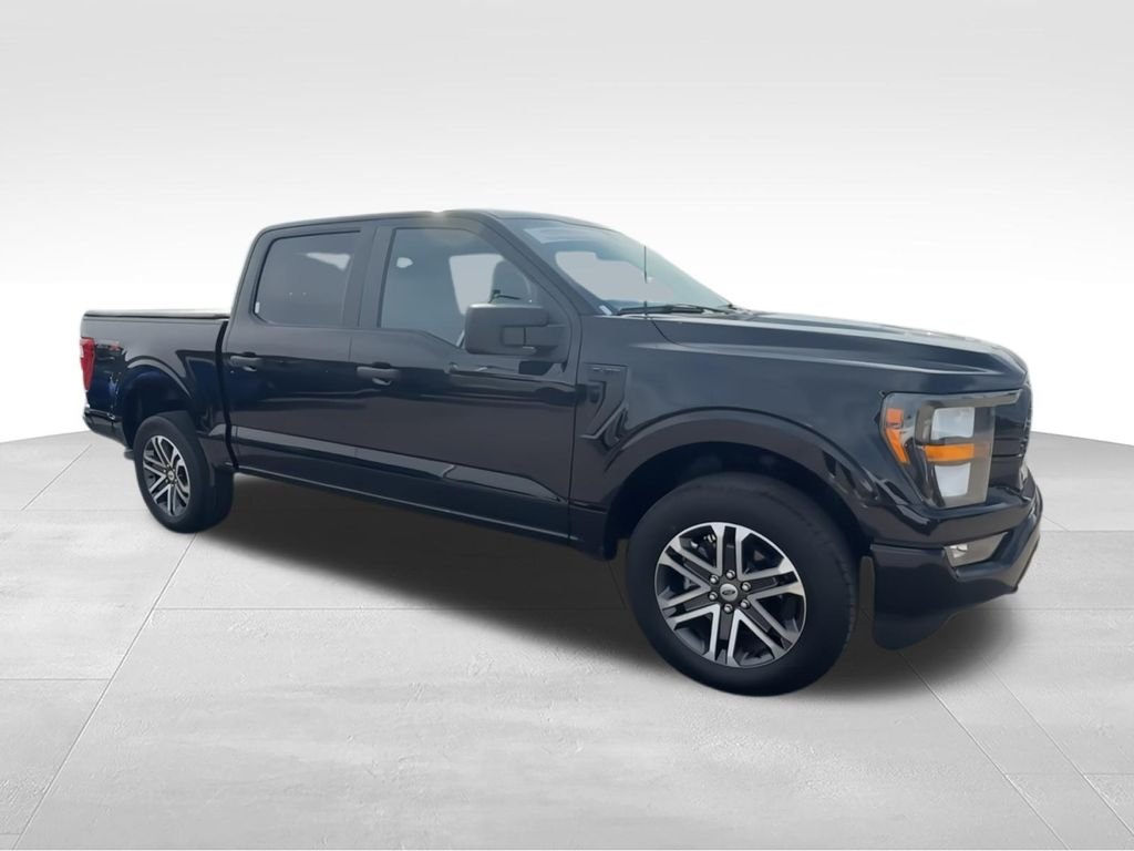Used 2023 Black Ford XL image 2
