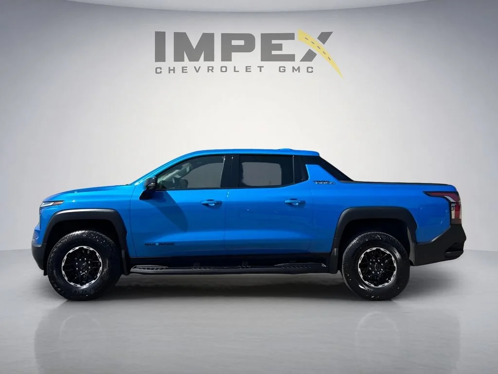 Used 2026 Riptide Blue Metallic Chevrolet Trail Boss - Max Range image 2