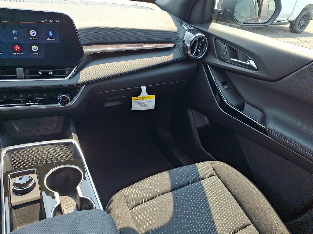 New 2027 Mosaic Black Metallic Chevrolet LT image 12