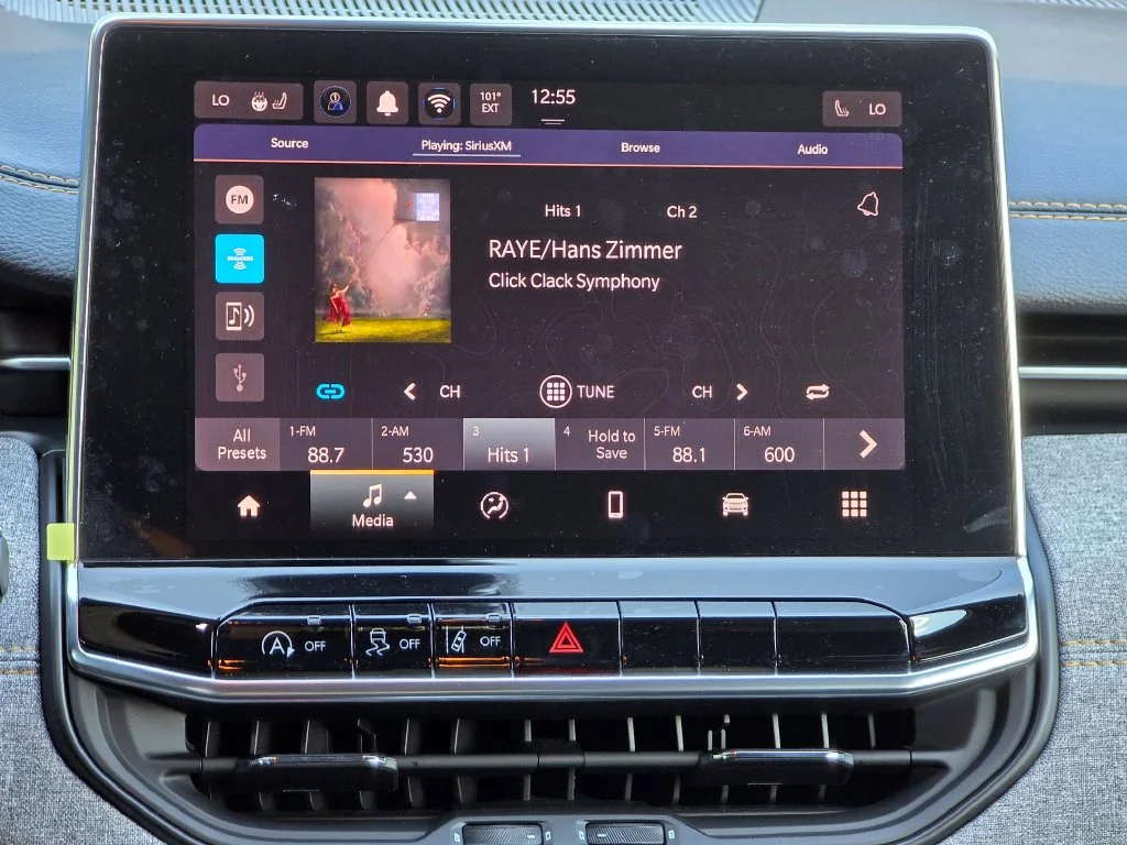 New 2026 Silver Jeep Latitude image 8